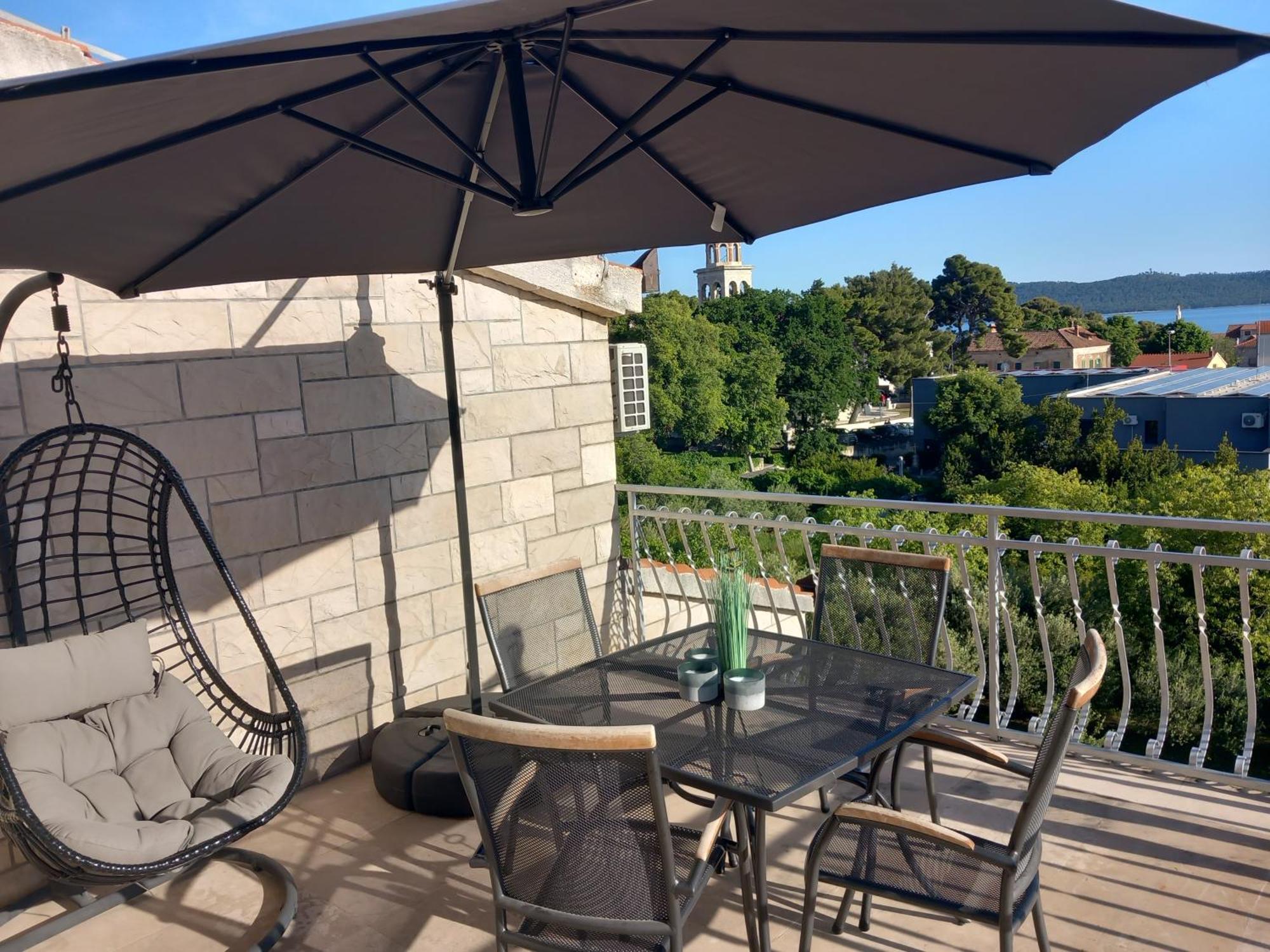 Barun Apartments Kaštela Eksteriør billede