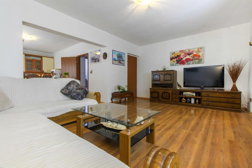 Barun Apartments Kaštela Eksteriør billede