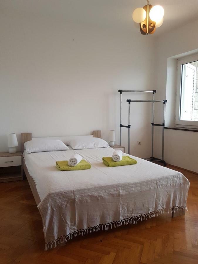 Barun Apartments Kaštela Eksteriør billede